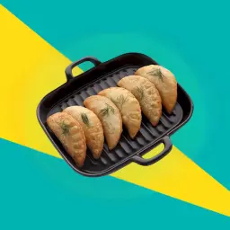 بف الأجبان الثلاثة